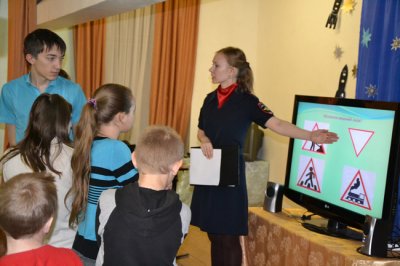В Кунгурском районе сотрудники ГИБДД организовали для детей игру-эстафету 
