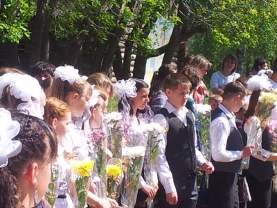 В средней школе села Ленск Кунгурского района прозвучал Последний звонок