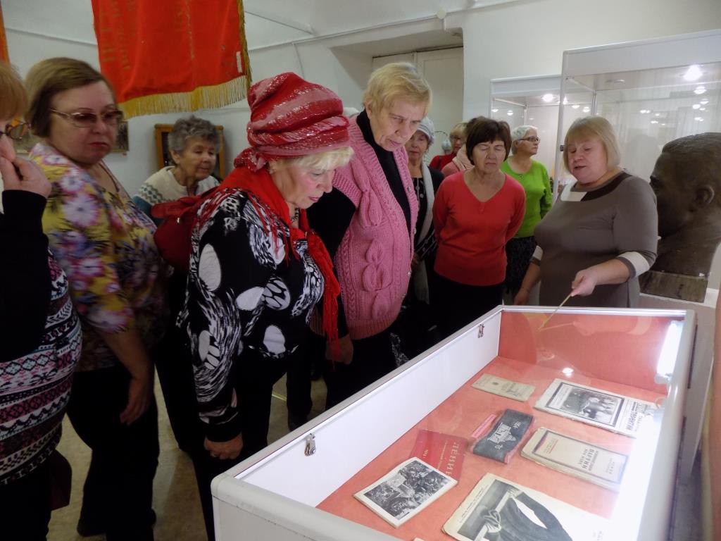 К 100-летию Октябрьской революции в Кунгуре открылась новая выставка