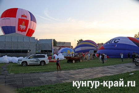 Открытие Небесной ярмарки 2018: губернатор улетел на новеньком воздушном шаре