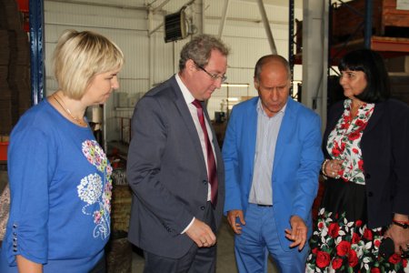 Уполномоченный по правам человека в Пермском крае посетил в Кунгуре завод «Металлист»