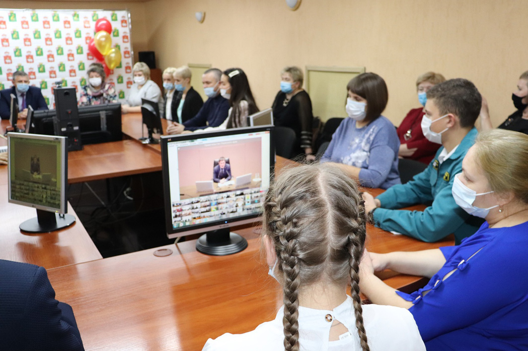 В Кунгурском районе лучшим школьникам вручили знак отличия «Гордость Пермского края»
